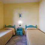 Residenziale Gli Ontani מלון 4*