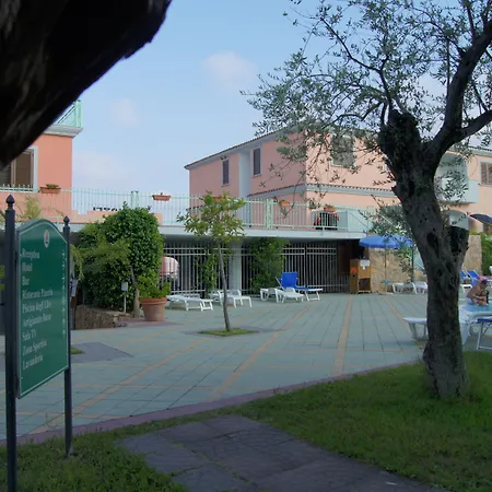 Residenziale Gli Ontani Otel 4*