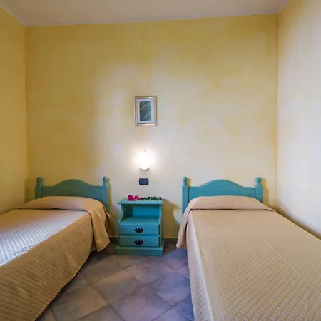 Residenziale Gli Ontani Hotel 4*