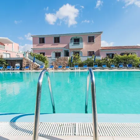 Hotel Residenziale Gli Ontani 4*