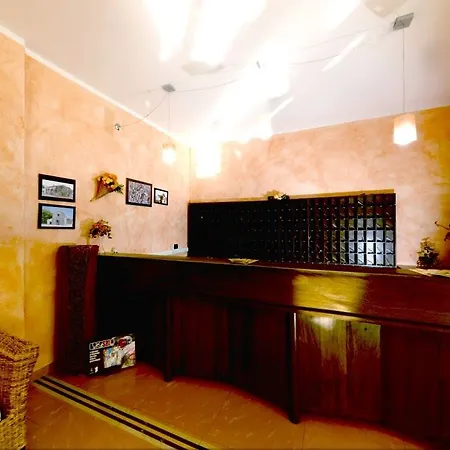 Hotel Residenziale Gli Ontani 4*