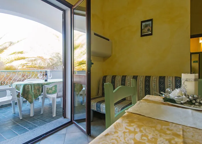 Hotel Residenziale Gli Ontani 4*